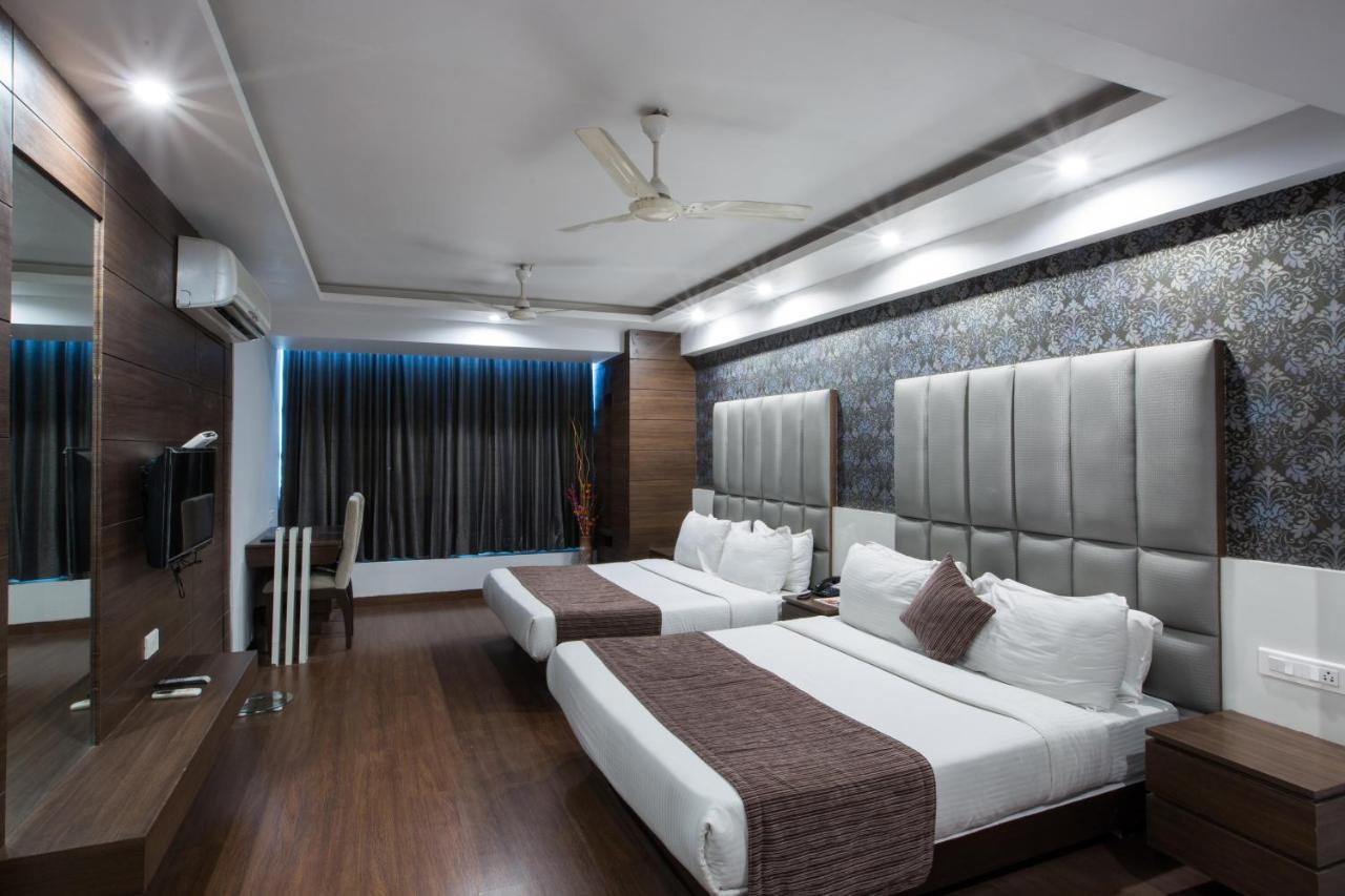 Hotel Narula'S Aurrum Amritsar Phòng bức ảnh