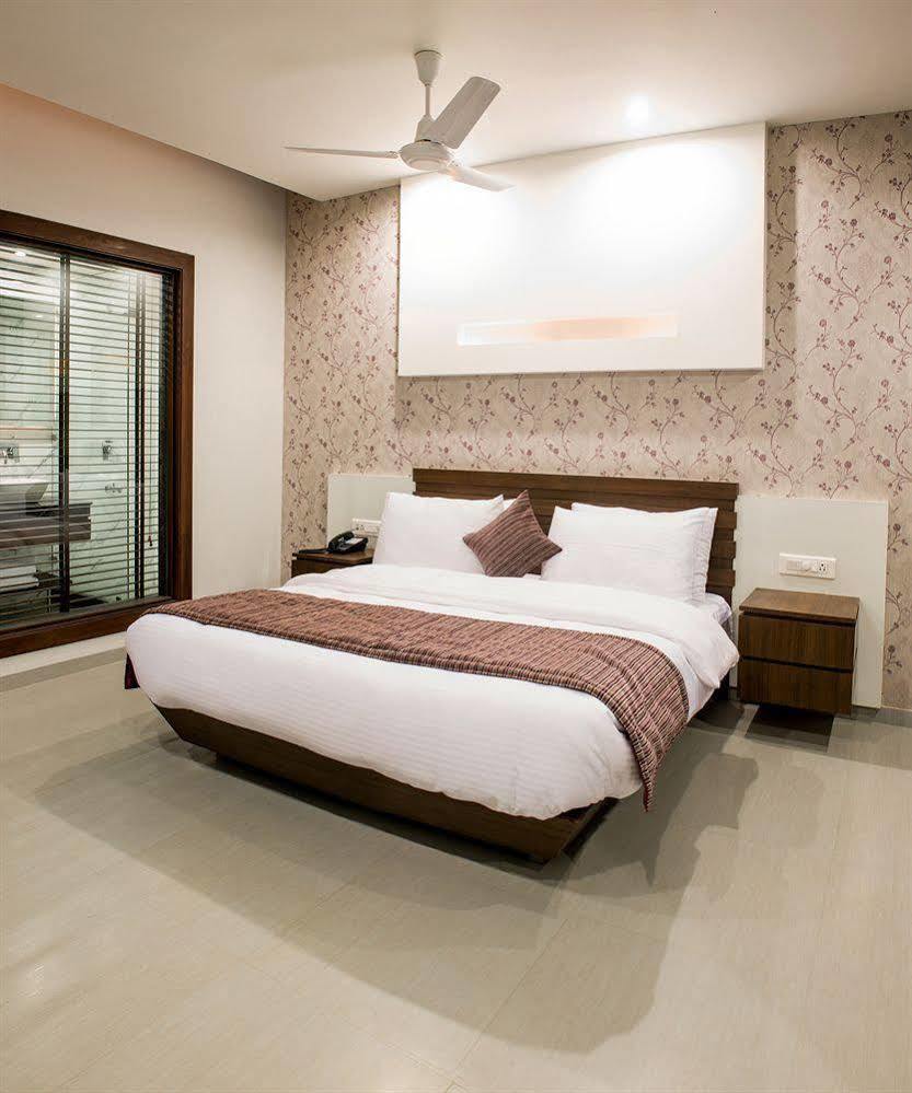 Hotel Narula'S Aurrum Amritsar Ngoại thất bức ảnh